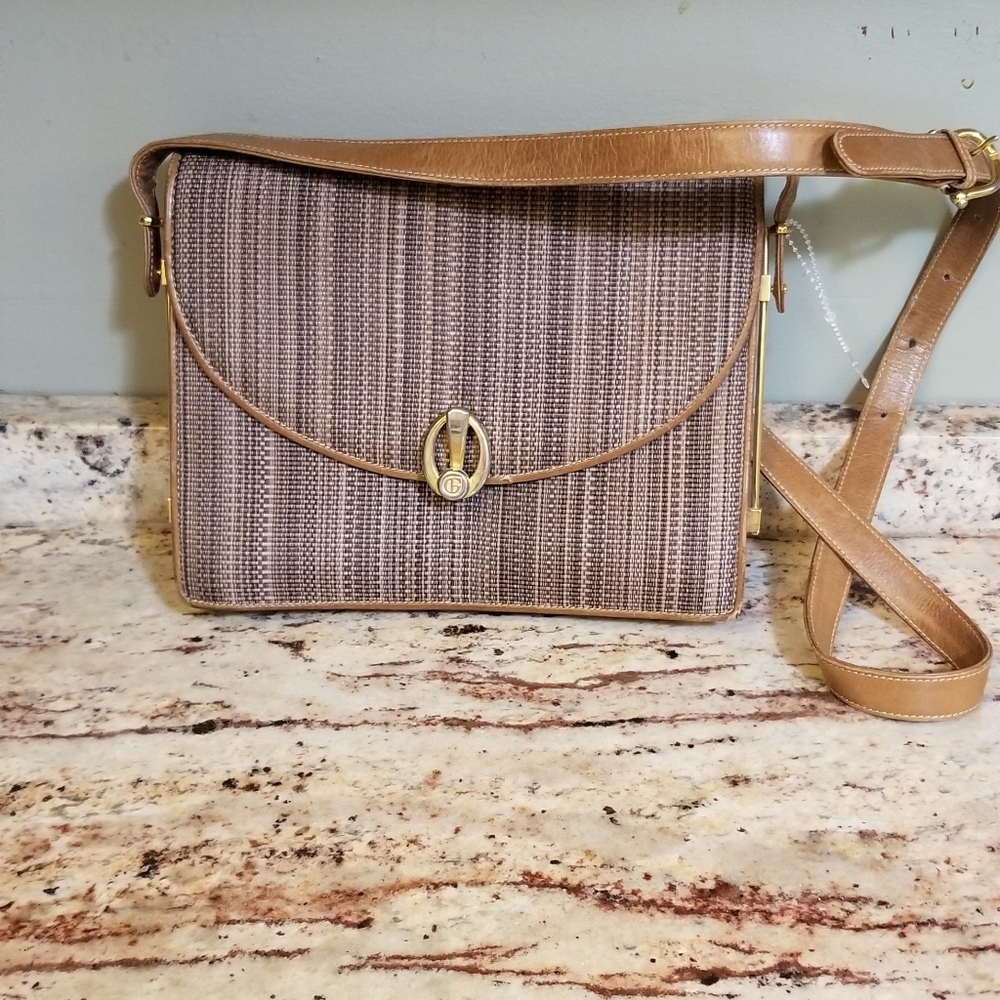 Gino Ferruzzi  Italian leather crossbody purse